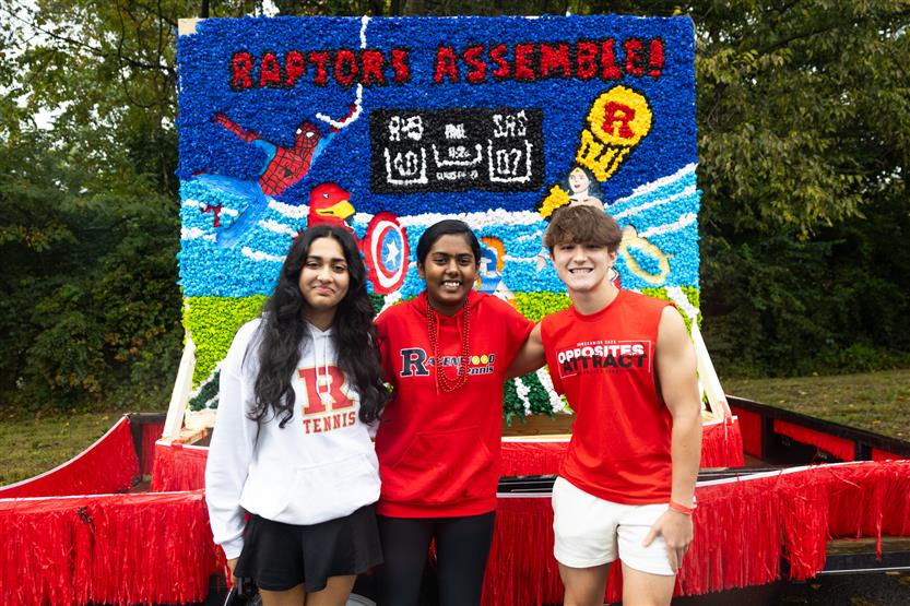 Schools celebrate homecomings